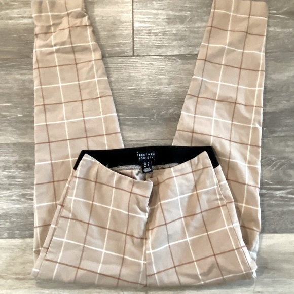 Women’s dress pants - Picture 2 of 2